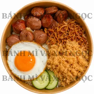 Hình ảnh Xôi xúc xích trứng ruốc hành