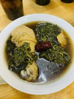 Hình ảnh Đùi gà tần ngải cứu thuốc bắc