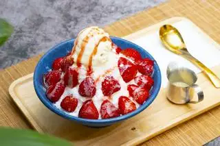 Bingsu dâu - Strawberry - 180.000 ₫ tại BINGO Cafe Saigon - Bùi Viện