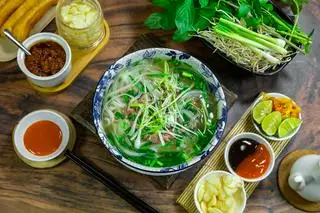 Ởh tái ( Tô nhỏ )  - 64.000 ₫ tại Phở Ngộ - Nguyễn Trường Tộ
