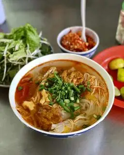Bún chả cá - 45.000 ₫ tại Bún Riêu Hủ Tiếu Cô Oanh - Nguyễn Thượng Hiền
