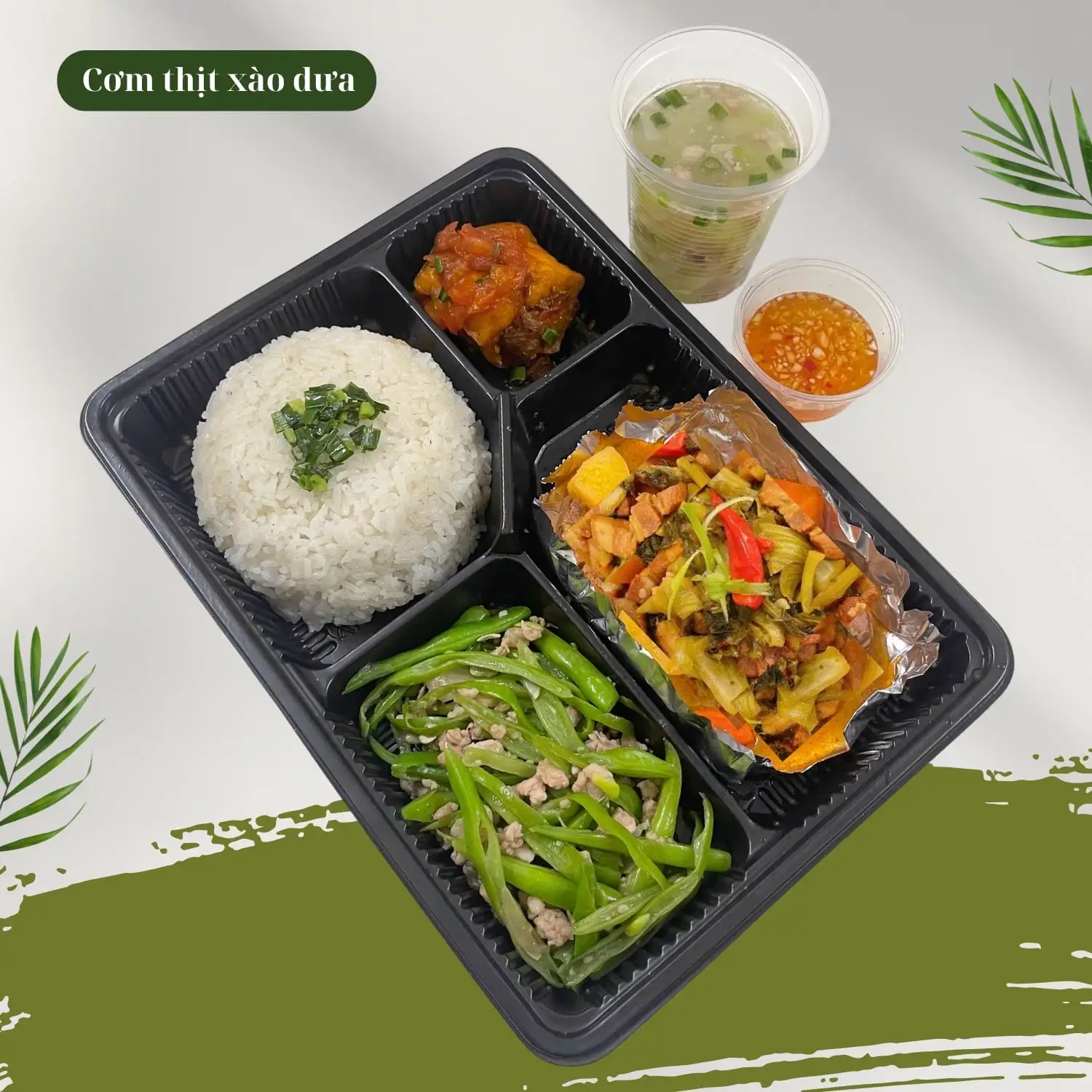 Hình ảnh Cơm thịt ba chỉ kho dưa