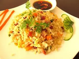 Cơm Chiên Dương Châu - 52.000 ₫ tại Cơm Gà 265 - Phạm Ngũ Lão