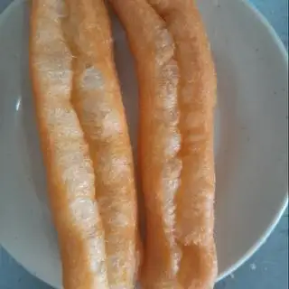Bánh quẩy - 7.000 ₫ tại Cháo Lòng & Má Heo - Phan Văn Hân