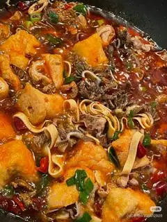 Canh lẩu dầu cay tê thập cẩm - 105.000 ₫ tại Dong Bei Malatang - Mì Cay Tê - Đường Chợ Lớn