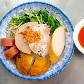 Bánh ướt phần đầy đủ - 35.000 ₫ tại Xôi Chè 3 Chị Em - Cao Bá Nhạ