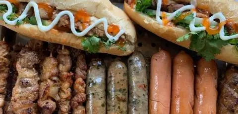 Hình ảnh Bánh Mì Thịt Xiên Nướng Cô Hà - Khương Hạ