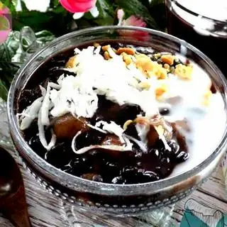 Chè đậu đen  - 35.000 ₫ tại Chè Thái Bé Bông - Sinh Tố & Nước Ép - Bạch Đằng