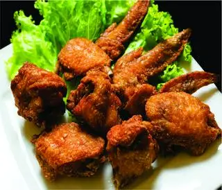 Cánh gà chiên mắm tôm - 225.000 ₫ tại Geylang Lor 9 - Cháo Ếch Singapore - Đông Du