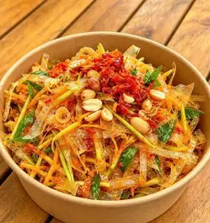 Hình ảnh Bánh Tráng Trộn Cay Khô Bò
