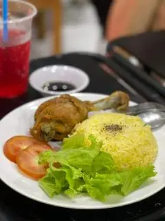 Hình ảnh Cơm gà xối mỡ (Đùi tỏi)