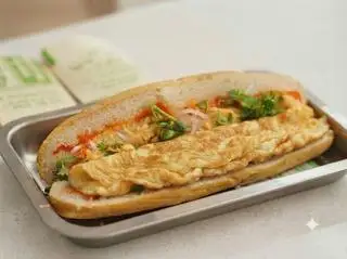 Hình ảnh bánh mì pate sốt bất bại