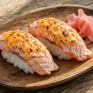 Hình ảnh Sushi cá hồi khè phô mai
