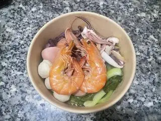 Hình ảnh Mỳ cay hải sản