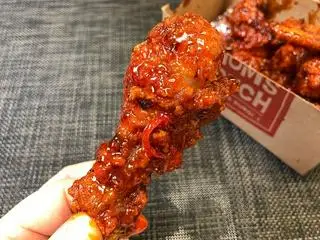 Đùi Gà KFC sốt cay - 65.000 ₫ tại Mì Trộn Indomie - Sinh Tố & Nước Ép - Phạm Hùng