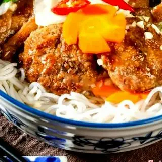 Hình ảnh Bún chả băm