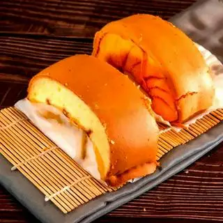 Hình ảnh Bông Lan Cuộn Mứt Thơm