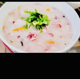 cháo mực  - 65.000 ₫ tại Bún Thịt Nướng, Cháo Hải Sản & Cháo Hàu - Tôn Thất Thuyết