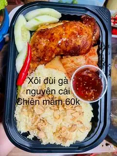 Hình ảnh xôi đùi gà chiên mắm
