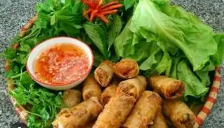 Hình ảnh 6 nem rán hải sản
