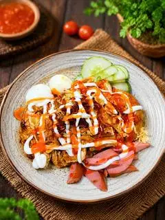 Hình ảnh Bánh mì muối ớt kem trứng full topping - size vừa