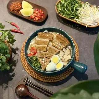 Bánh canh chả cá - 54.000 ₫ tại Bánh Canh Cá Lóc Cố Đô - Phạm Văn Hai