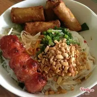 Hình ảnh Bún nem nướng chả giò