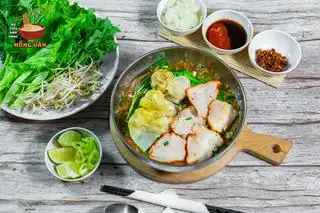 Hoành thánh xá xíu - 60.000 ₫ tại Hủ Tiếu Nam Vang Hồng Vân - Hủ Tiếu Ngon Thủ Đức - Tô Ngọc Vân
