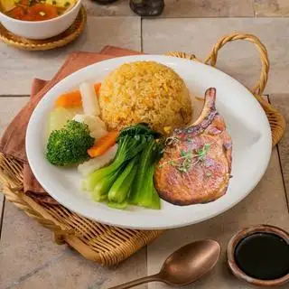 Hình ảnh Cơm đảo sườn cốt lết