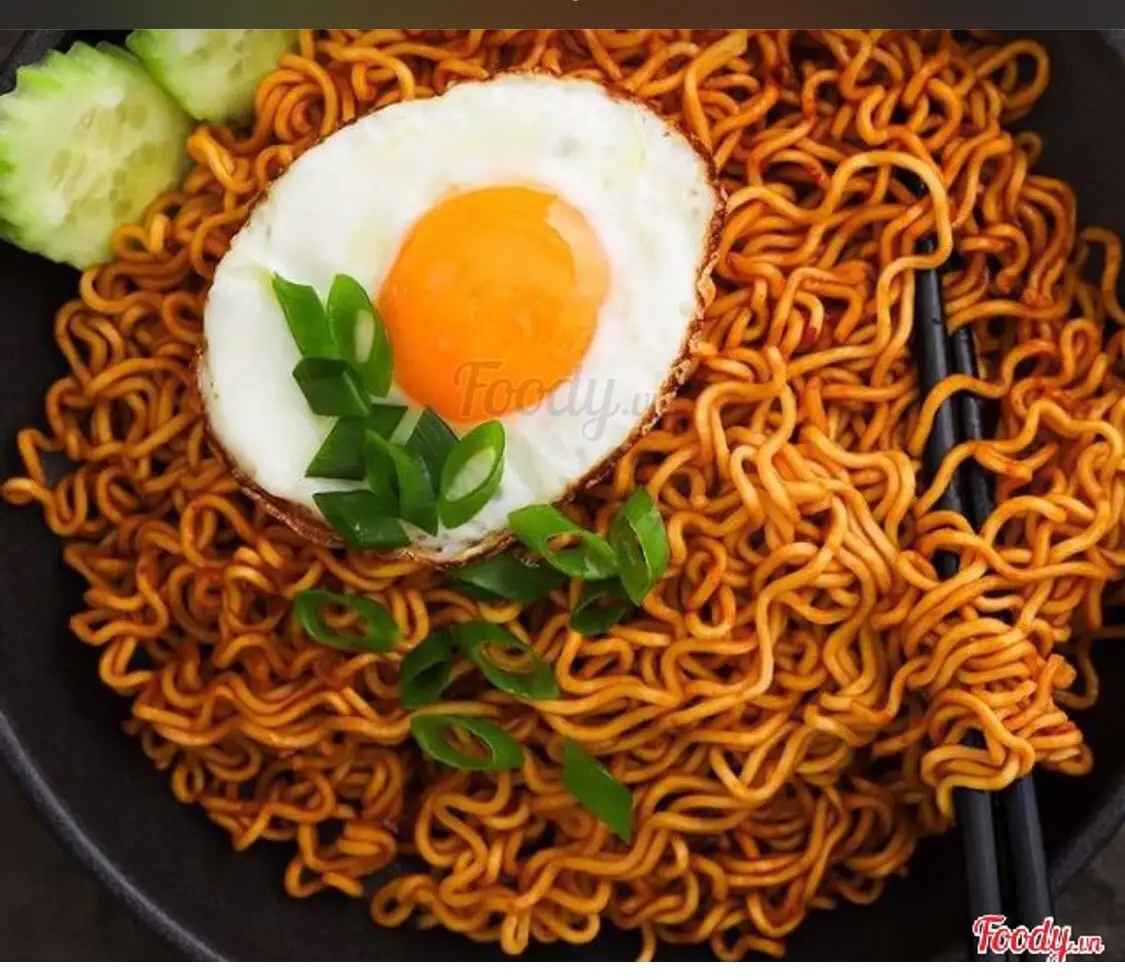 Mí cay phô mai trứng chiên da gà - 54.000 ₫ tại Ăn Vặt Gia Bảo - Nguyễn Văn Đậu
