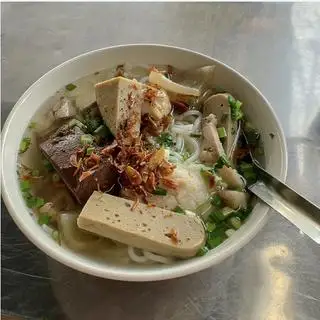 Tô chả cá - 52.000 ₫ tại Bánh Canh Hằng Gò Vấp - Dương Quảng Hàm