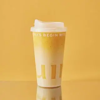 Hình ảnh Ép mix khế cùng ổi hồng