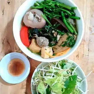 Canh bún cua giò - 55.000 ₫ tại Quán Dung - Bún Riêu Cua & Nem Nướng Nha Trang - Đường Số 2