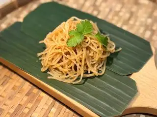 Bì chay - 11.000 ₫ tại Bánh Mì Chay Khôi - Lý Thường Kiệt