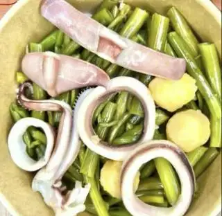 Hình ảnh Bún Thái mực