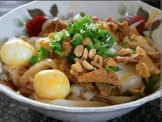 Hình ảnh Mì quảng thịt, trứng cút