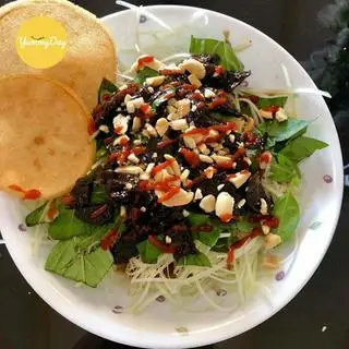 Gỏi Khô Bò - 45.000 ₫ tại Quán Ăn Vặt Cô Ngọc Cây Điệp - Chu Văn An