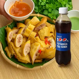 Hình ảnh Combo Gà Ủ Muối Nguyên Con + pesi (không chân đầu)