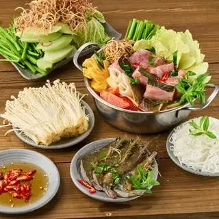 Hình ảnh Combo Lẩu Cá Đuối + Tôm + Bò Mỹ + Nấm Kim Châm