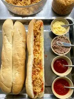 Hình ảnh Bánh mì que chà bông