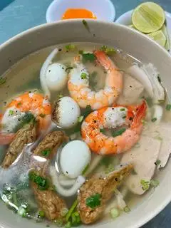 Bánh canh chả cá tôm thịt đặc biệt - 79.000 ₫ tại Bánh Canh Bột Gạo & Bánh Canh Chả Cá Tôm Thịt - Phan Văn Trị