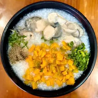 Cháo hàu sữa, bí đỏ - 57.000 ₫ tại Mì Trộn Và Cháo Sườn Habi - Nguyễn Gia Trí