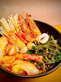 Hình ảnh Bún Thái hải sản