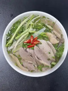 Hình ảnh Phở ngan đùi