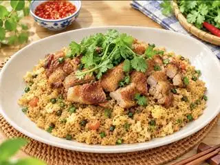 Hình ảnh Cơm rang gà đùi