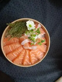 Sashimi cá hồi - 200gr (12-14 miếng) - 255.000 ₫ tại Sushi T&T - Cá hồi và Sashimi - Hồng Đức