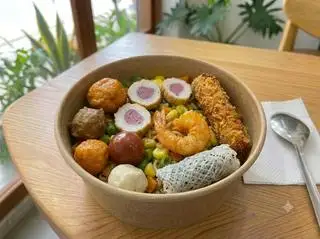 Hình ảnh Mì trộn Indomie thập cẩm