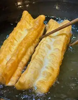 Hình ảnh Bánh cháo quẩy (quẩy giòn)
