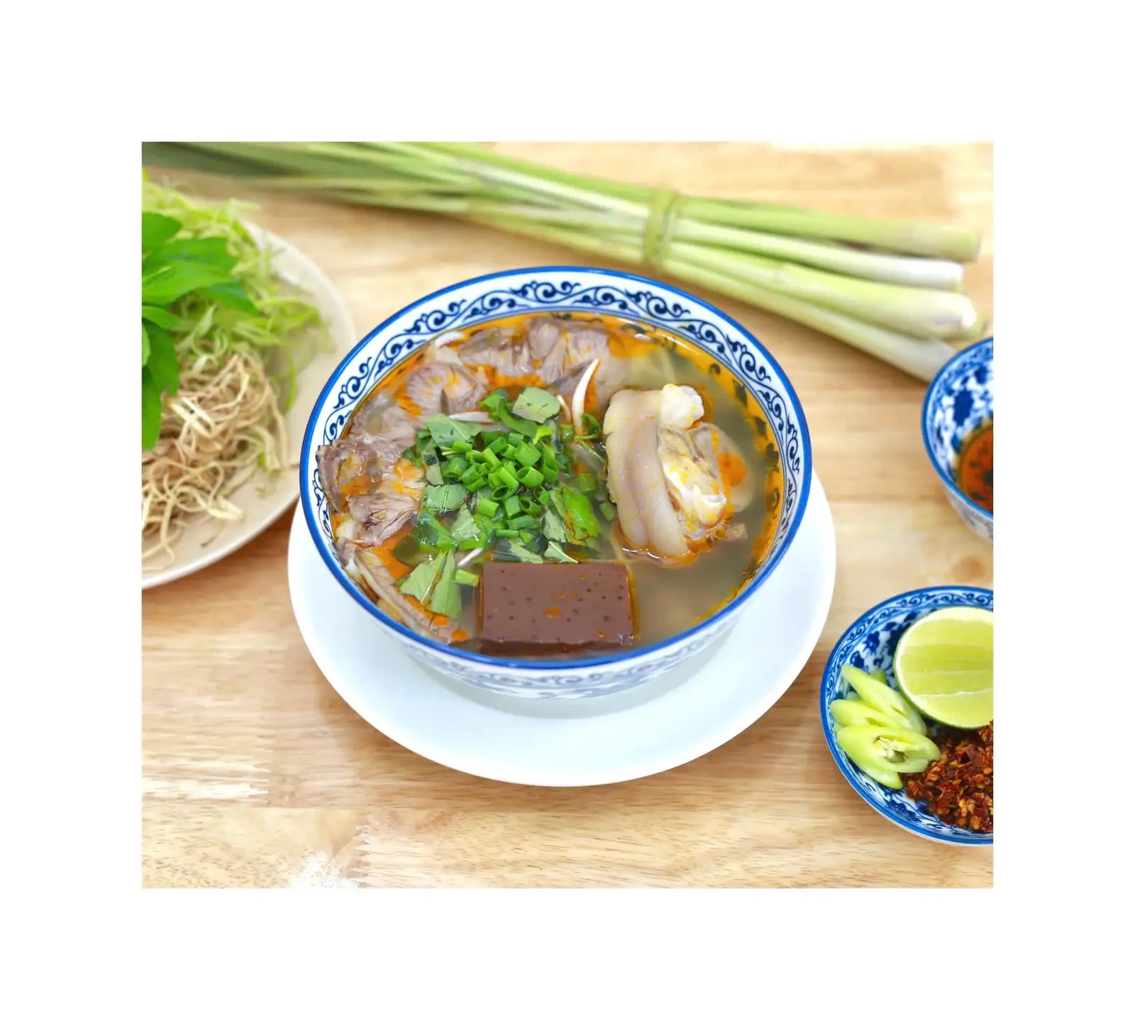 Bún bò nạm giò - 72.000 ₫ tại Bún Bò Huế Ruốc - Sư Vạn Hạnh