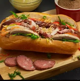 Bánh Mì Đặc Biệt - 35.000 ₫ tại Bánh Mì Hà Nội - Trương Quốc Dung